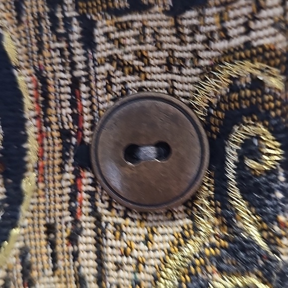 Chico's - Picture 10 of 16